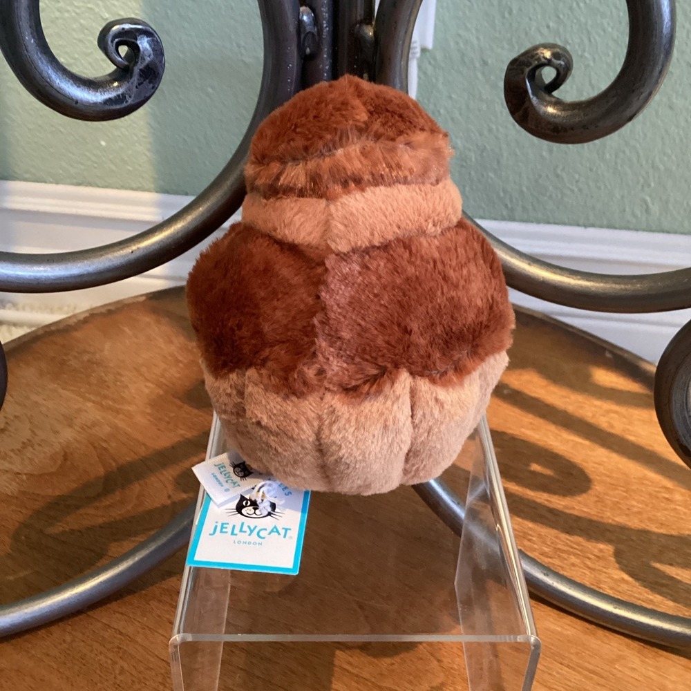 Jellycat Amuseables Brigitte Brioche Authentic NWT - Picture 2 of 3